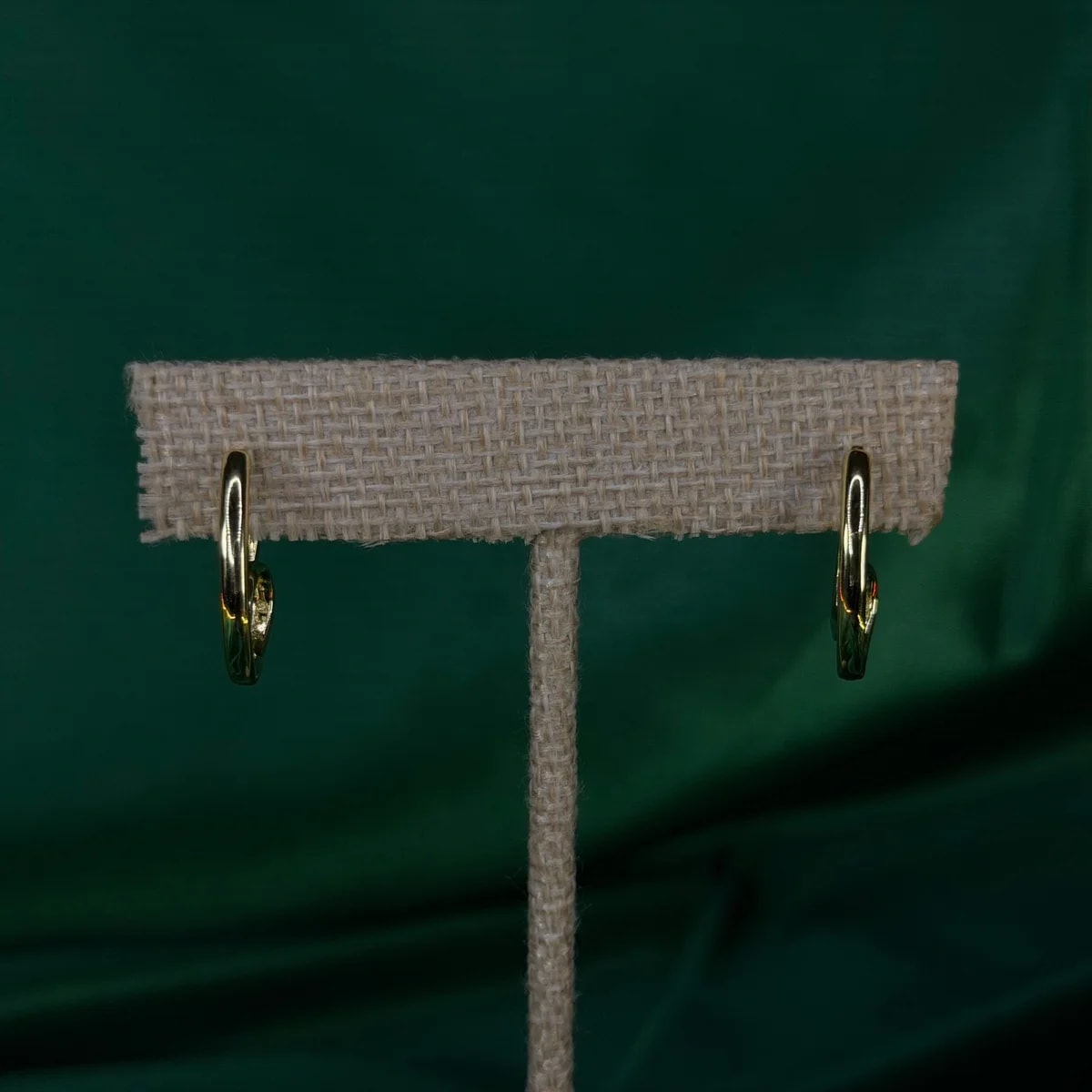 Arracadas con Diseño Sencillo de Chapa de Oro 18k — vista 3