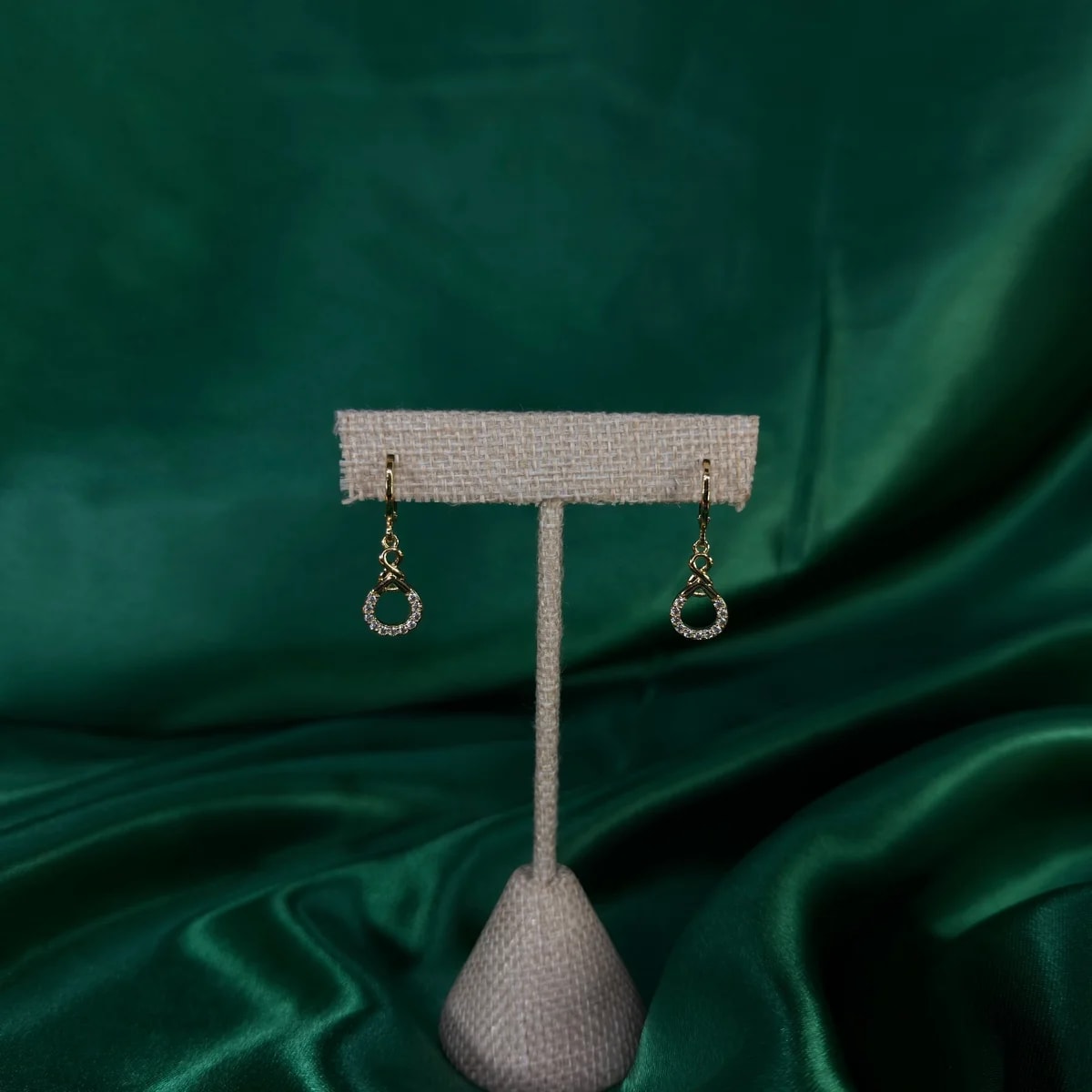 Aretes Largos con Círculo de Chapa de Oro 18k — vista 3