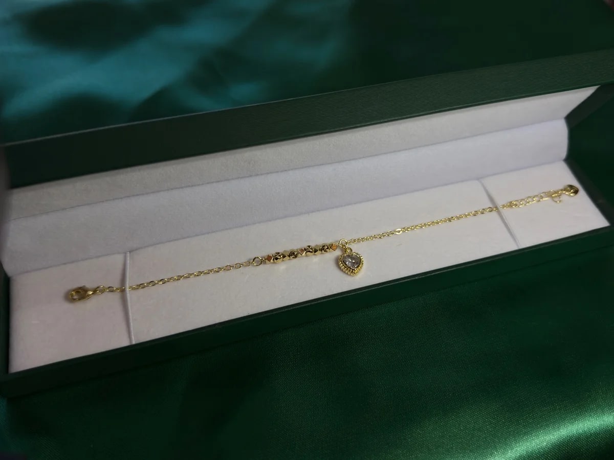 Pulsera Corazon Colgante en Chapa de Oro — vista 7