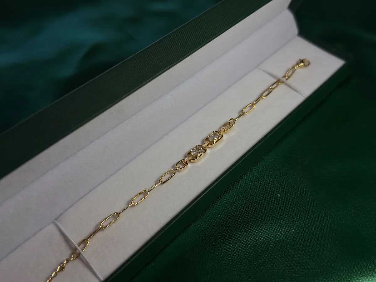 Pulsera Elegante de Eslabones Largos y Cristal — vista 3