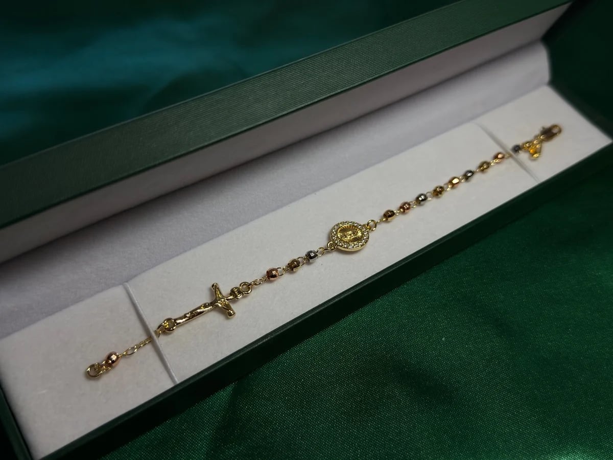 Pulsera Cruz Dorada Chapa de Oro 18k — vista 6