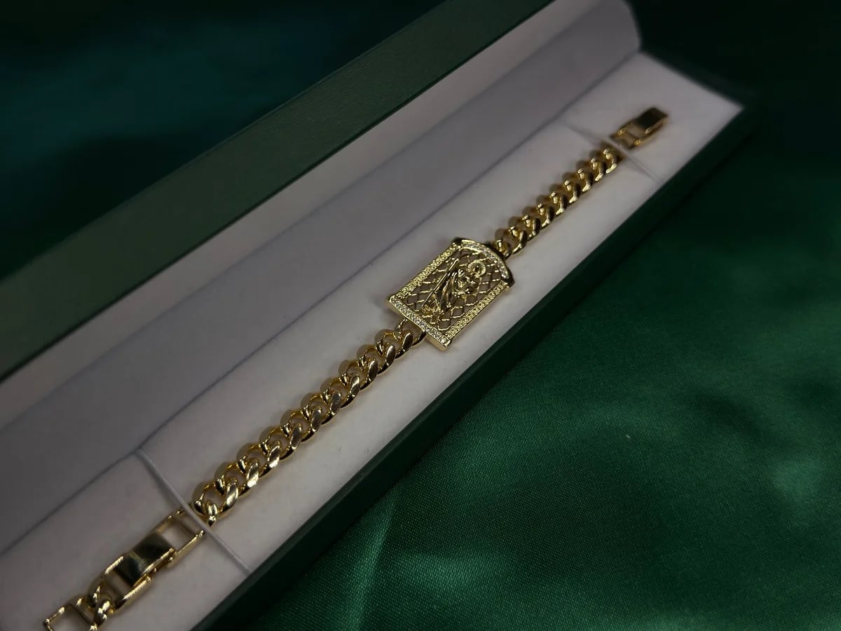 Pulsera con Placa de Medusa San Judas Chapa de Oro — vista 2