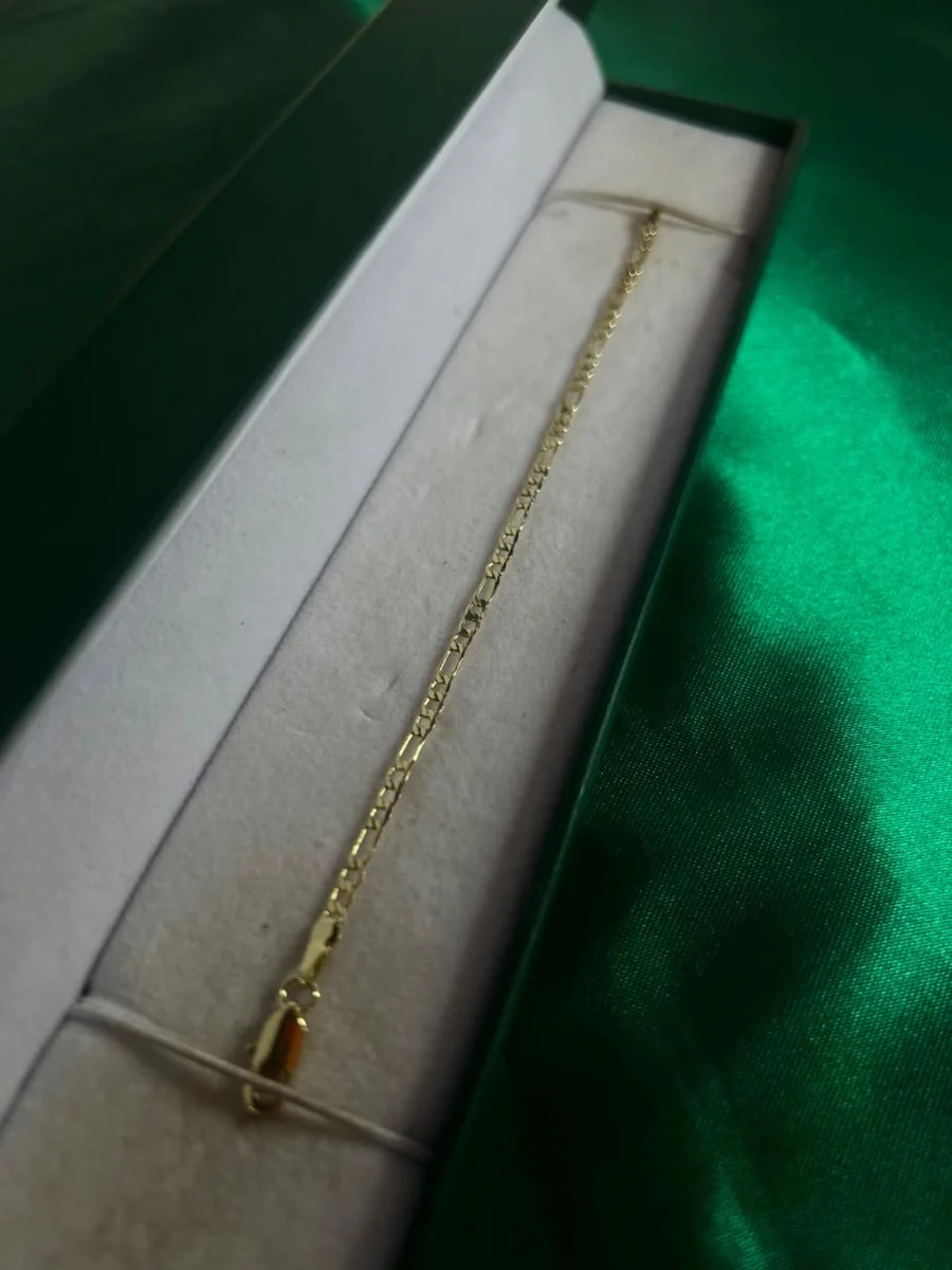 Pulsera Cadena Dorada Clásica en Chapa de Oro 18k — vista 2