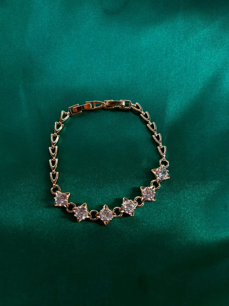 Pulsera Piedras en Estrella en Chapa de Oro 18k — vista 4
