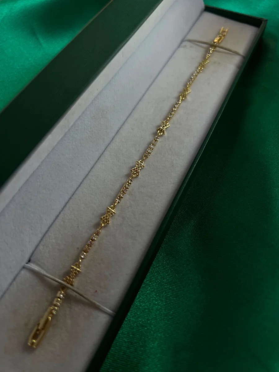 Pulsera de Piedreria Decorada en Chapa de Oro 18k — vista 2