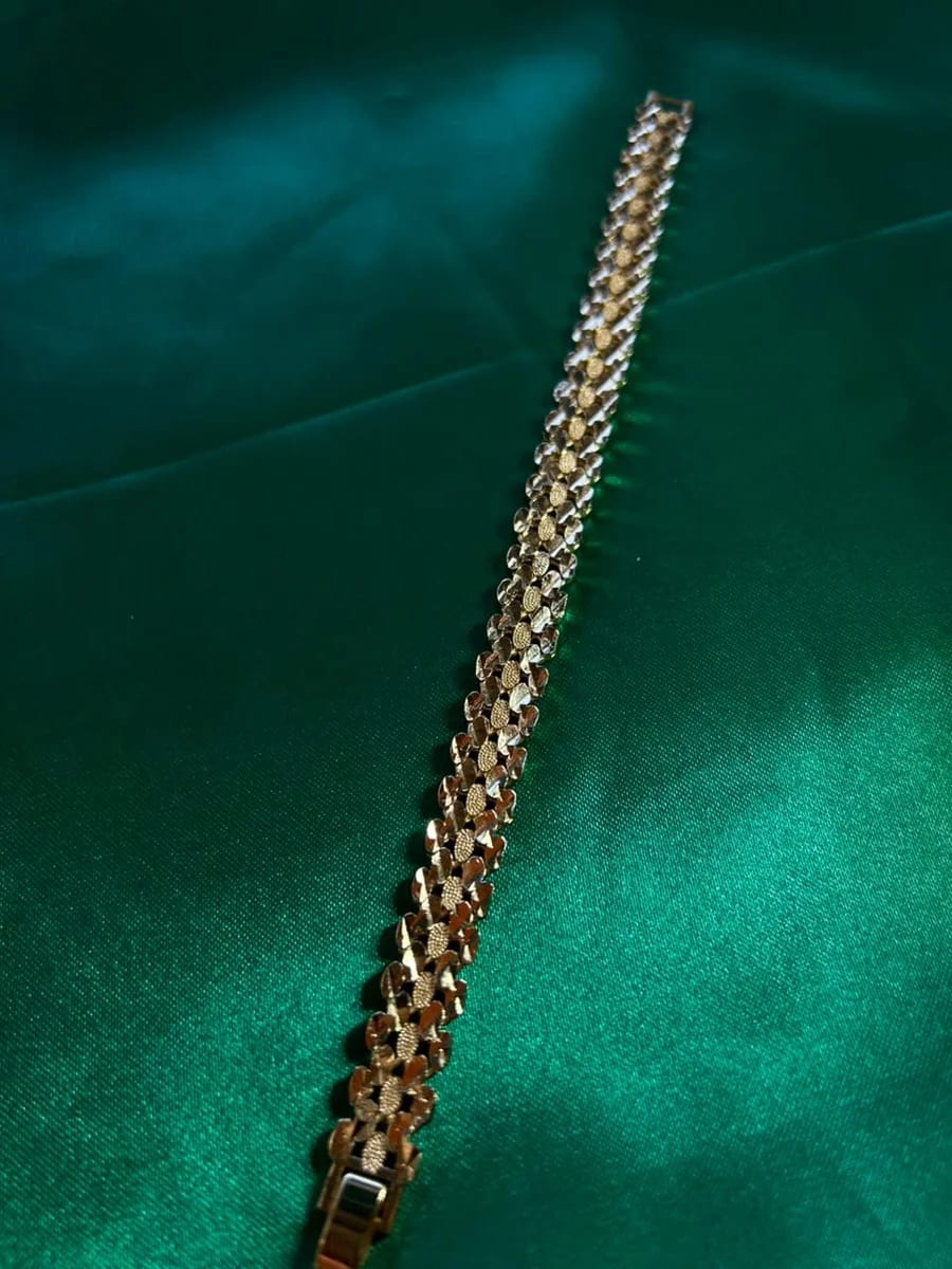 Pulsera Fina Eslabones Texturizados en Chapa de Oro 18k — vista 4