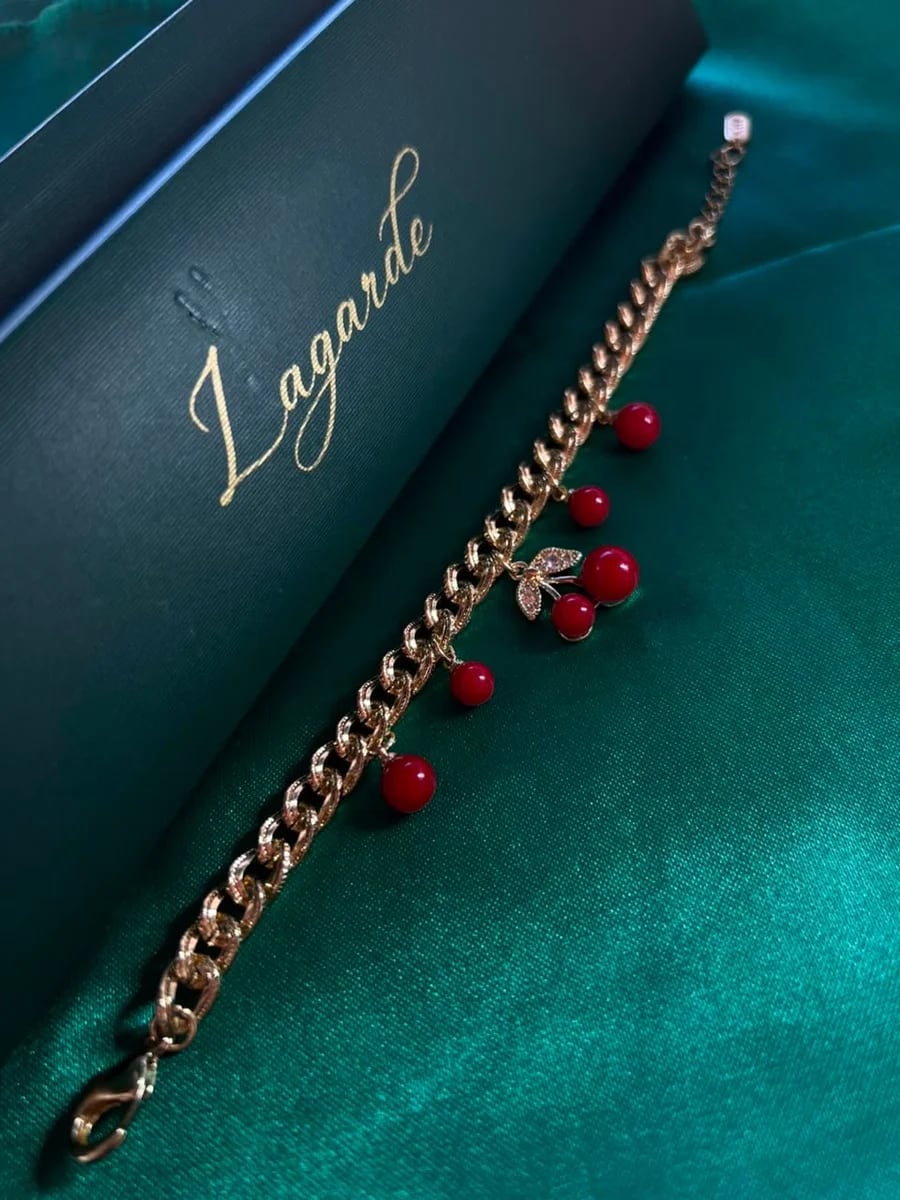 Pulsera Doble de Cerezas en Chapa de Oro 18k — vista 5