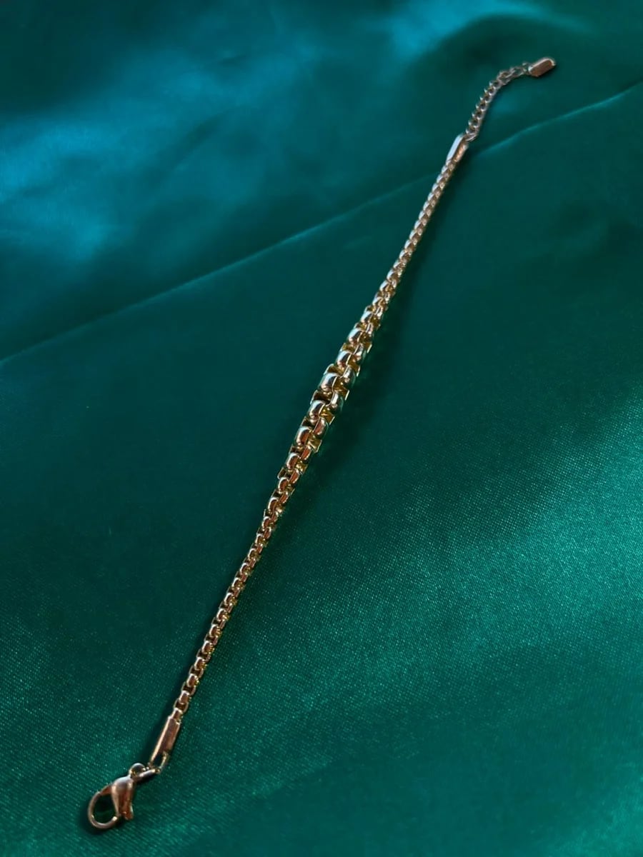 Pulsera Eslabones Clásicos Brillantes en Chapa de Oro 18k — vista 5