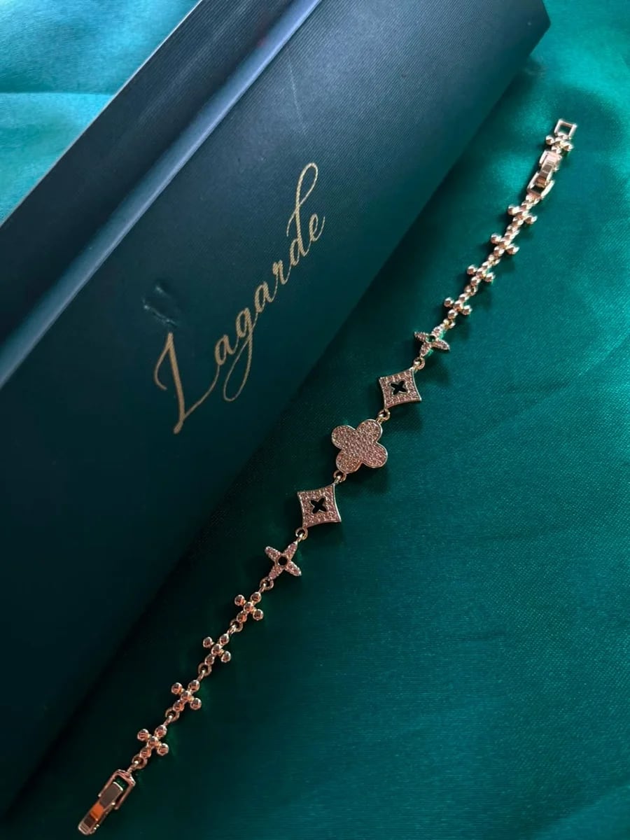 Pulsera Cadena Biselado con Flores y Diamantes Chapa de Oro — vista 3