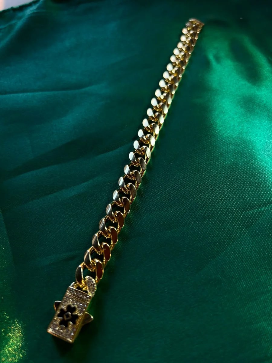Pulsera Cubana con Broche Estilo Monaco en Chapa de Oro 18k — vista 5