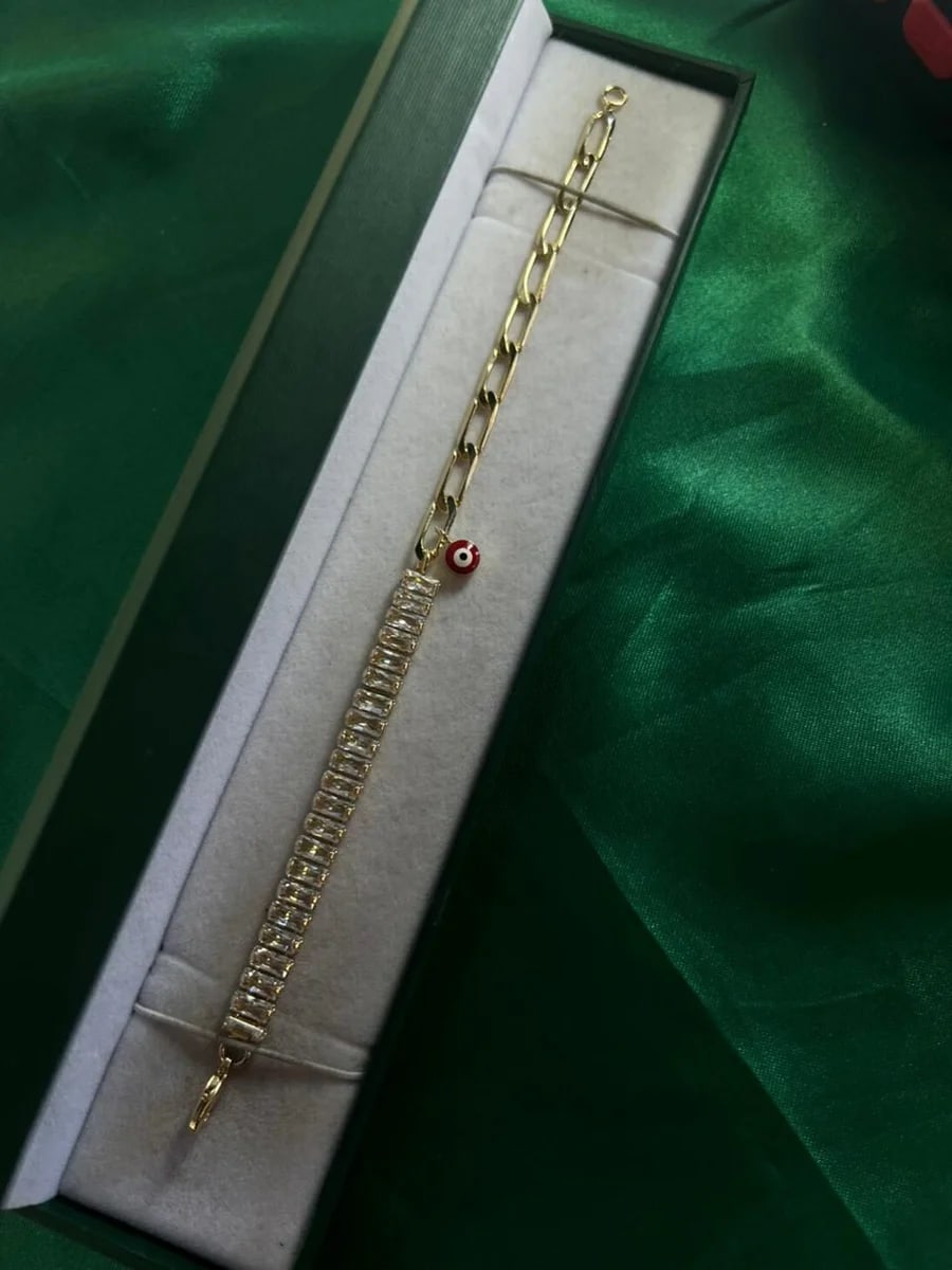 Pulsera Mitad Circonias y Eslabones con Dije Ojo Turco Chapa de Oro 18k — vista 2