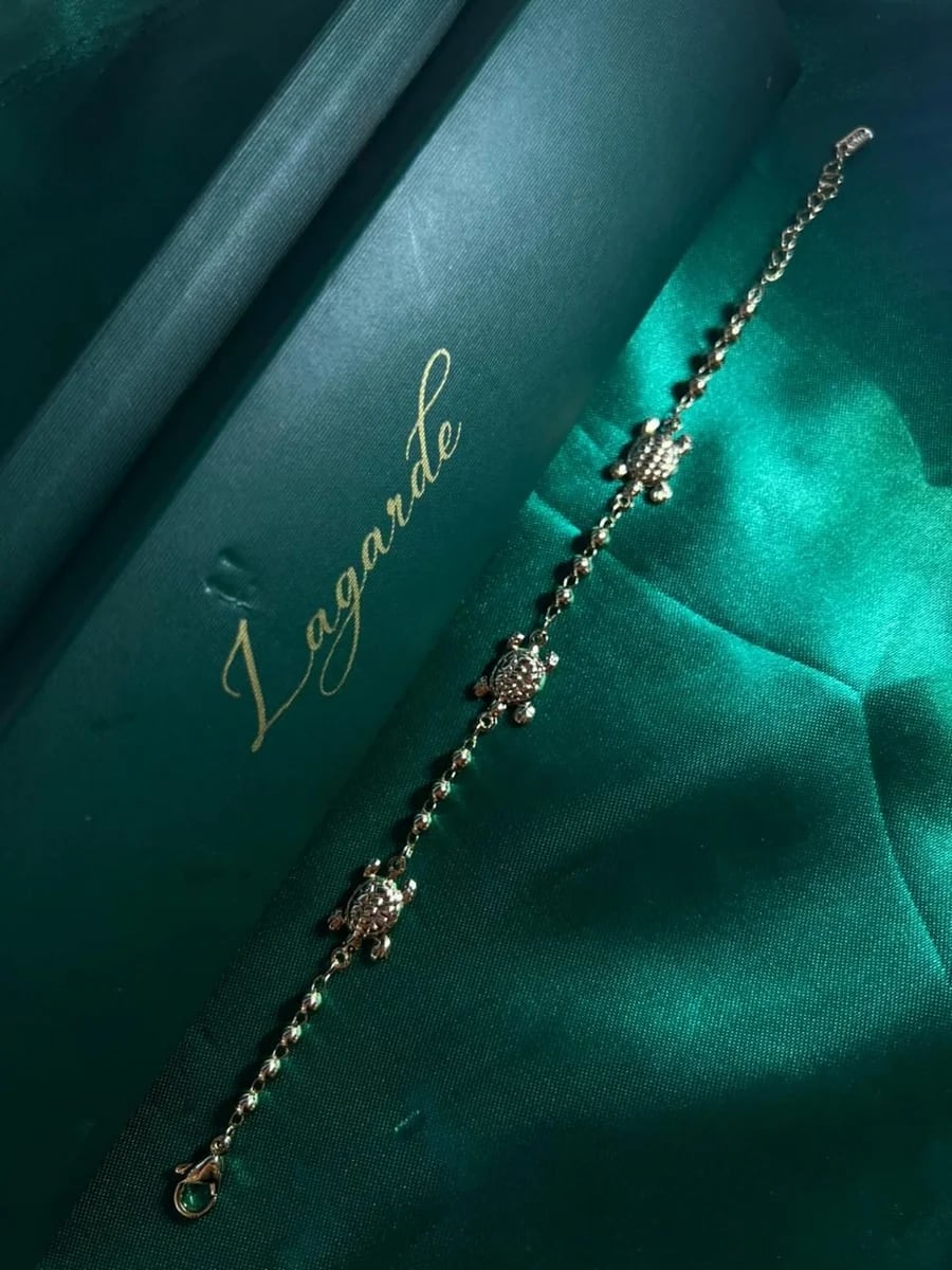 Pulsera Tortugas con Bolitas en Chapa de Oro 18k — vista 3