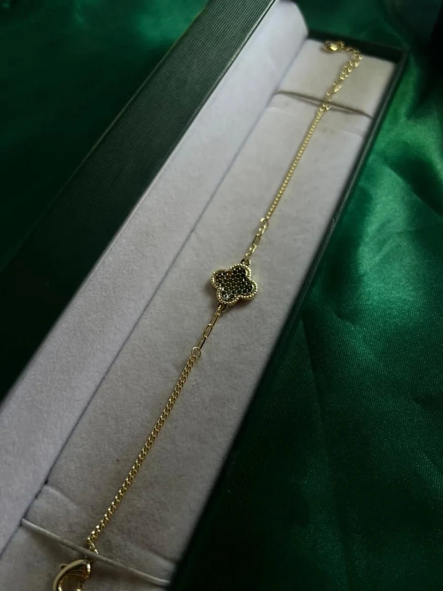 Pulsera Trébol Decorado Chapa de Oro 18k — vista 2