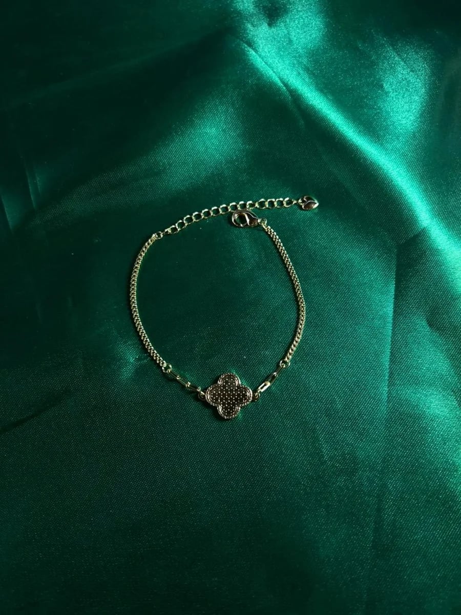 Pulsera Trébol Decorado Chapa de Oro 18k — vista 5