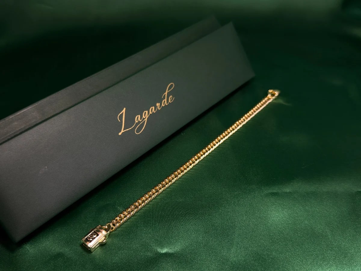 Pulsera Eslabón Fino con Broche de Seguridad en Chapa de Oro 18k — vista 3