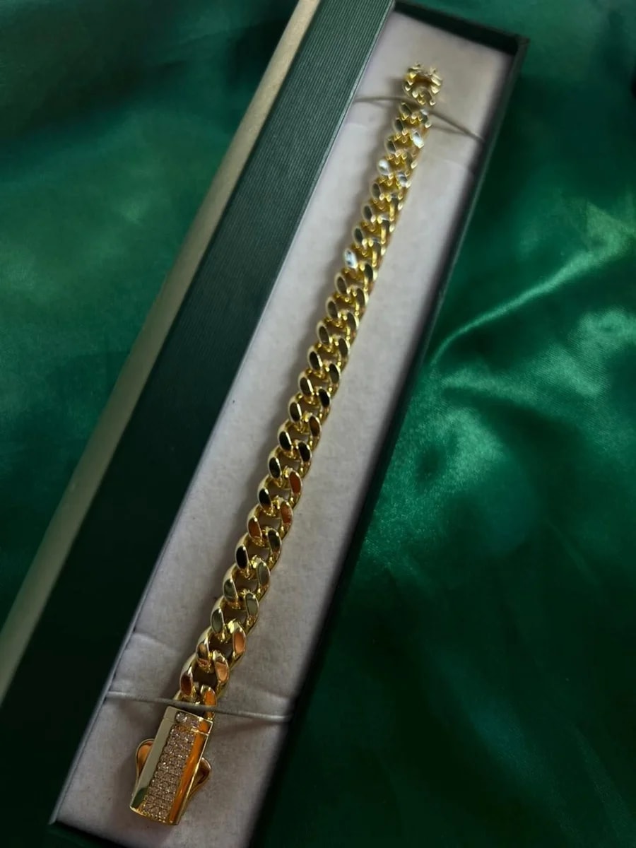 Pulsera Cubana con Broche Estilo Monaco en Chapa de Oro 18k — vista 2