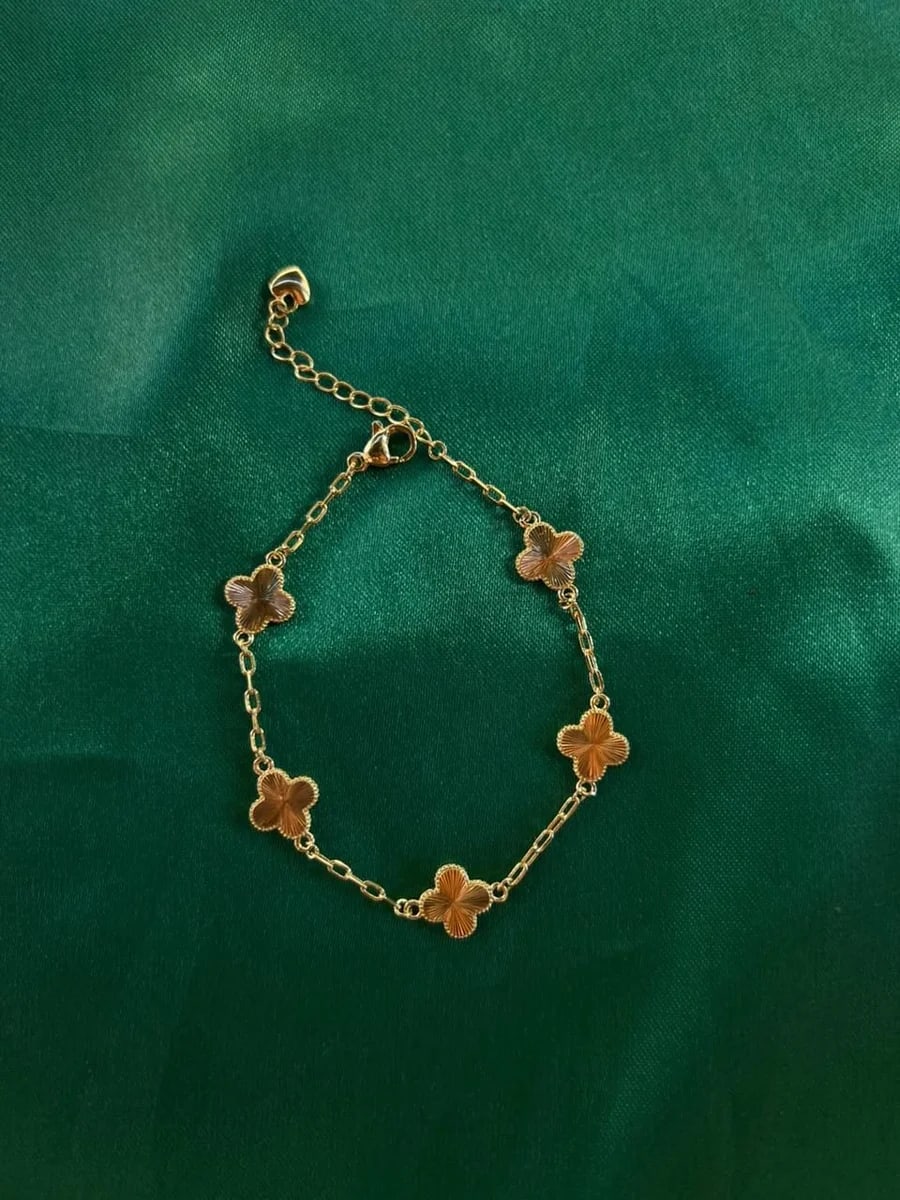 Pulsera Múltiples Dijes de Trébol Chapa de Oro 18k — vista 5