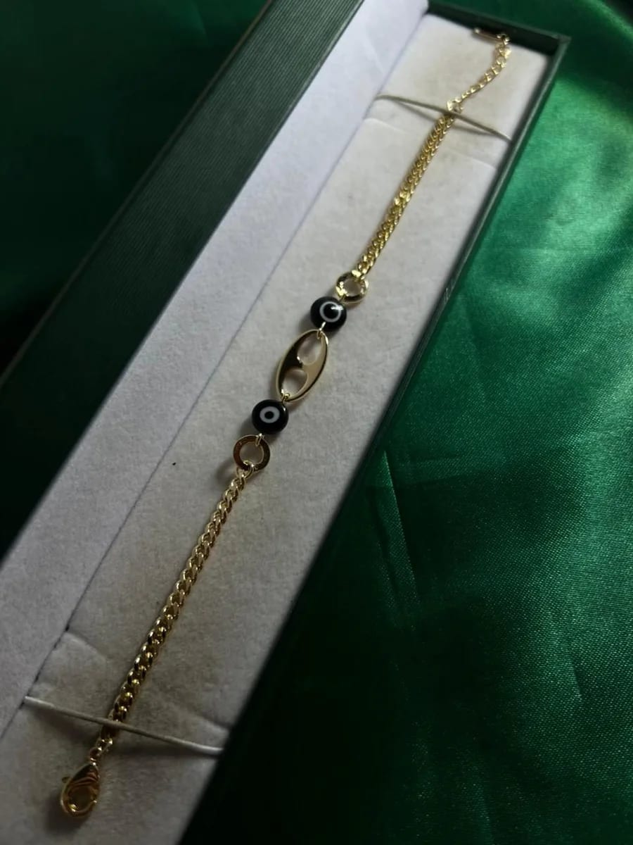 Pulsera Eslabones con Ojos Protectores Chapa de Oro 18k — vista 2