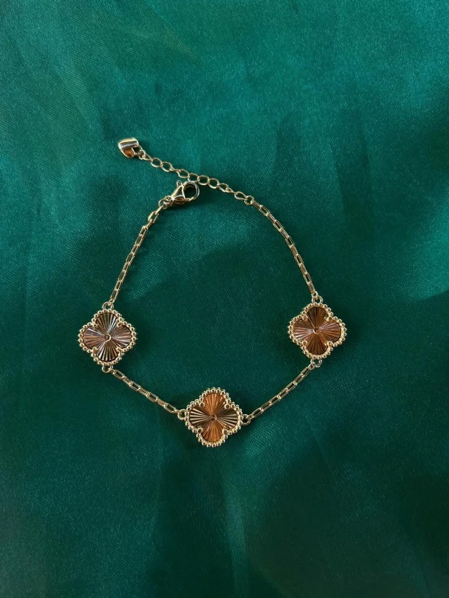 Pulsera Tréboles Texturizados en Chapa de Oro 18k — vista 5
