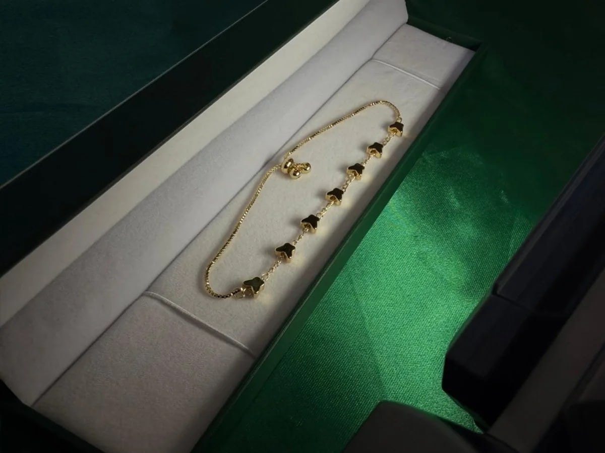 Pulsera Múltiples Estrellas en Chapa de Oro 18k — vista 2