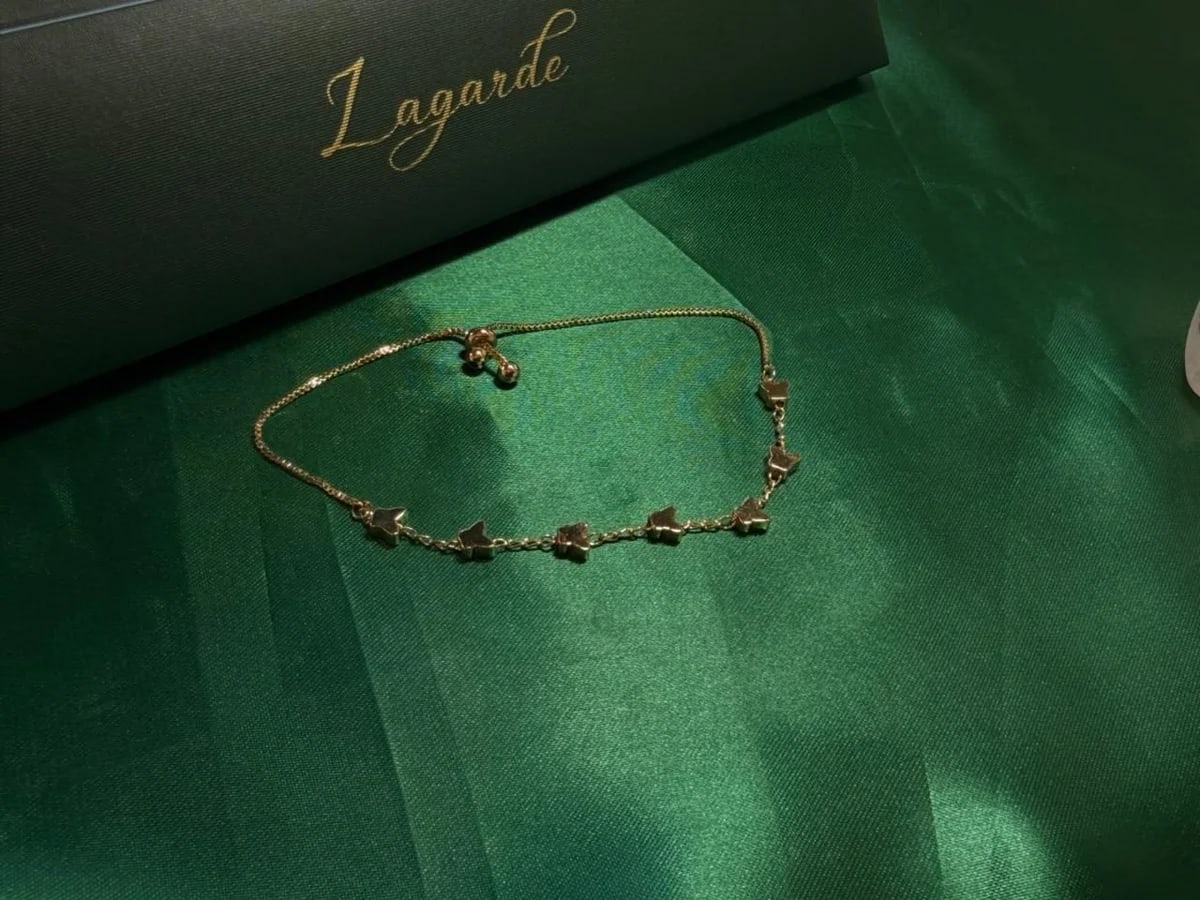 Pulsera Múltiples Estrellas en Chapa de Oro 18k — vista 4