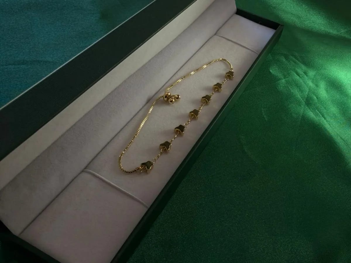 Pulsera Múltiples Estrellas en Chapa de Oro 18k — vista 6