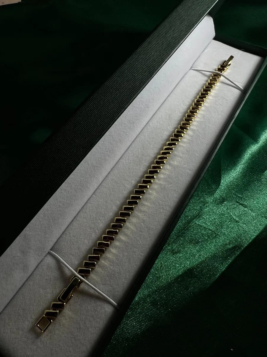 Pulsera Eslabones Cuadrados en Chapa de Oro 18k — vista 2