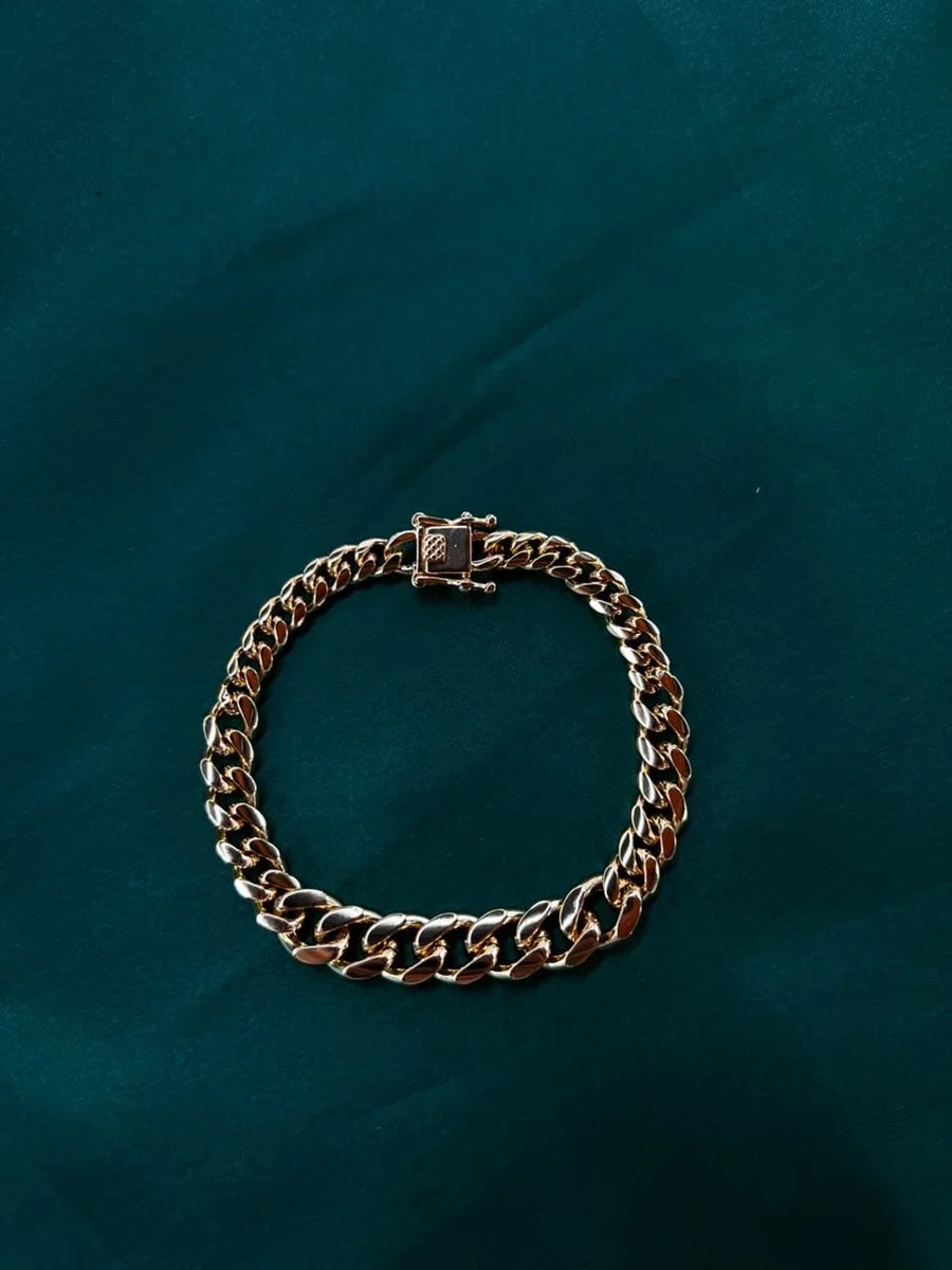 Pulsera Eslabón Cubano Clásico Chapa de Oro 18k — vista 4