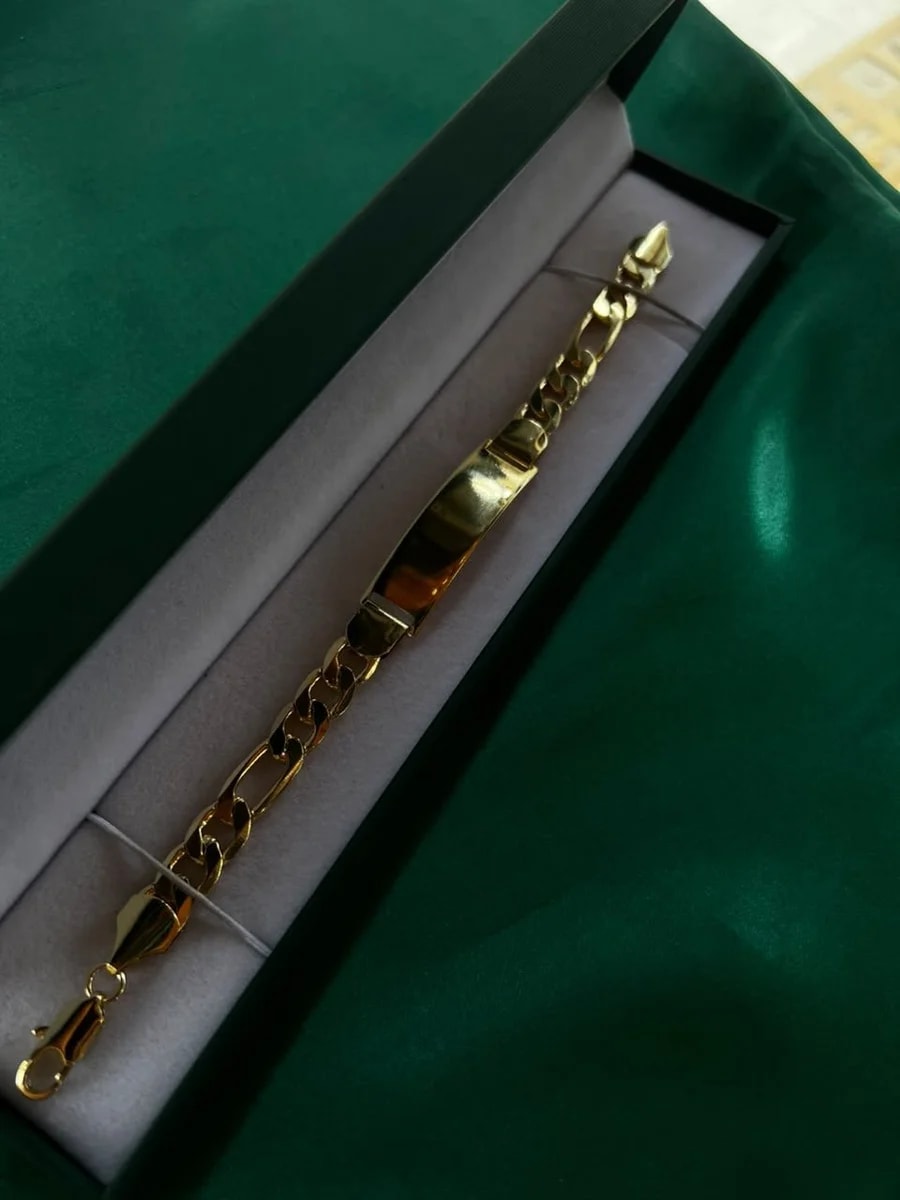 Pulsera Eslabón Figaro con Placa Central Chapa de Oro 18k — vista 2