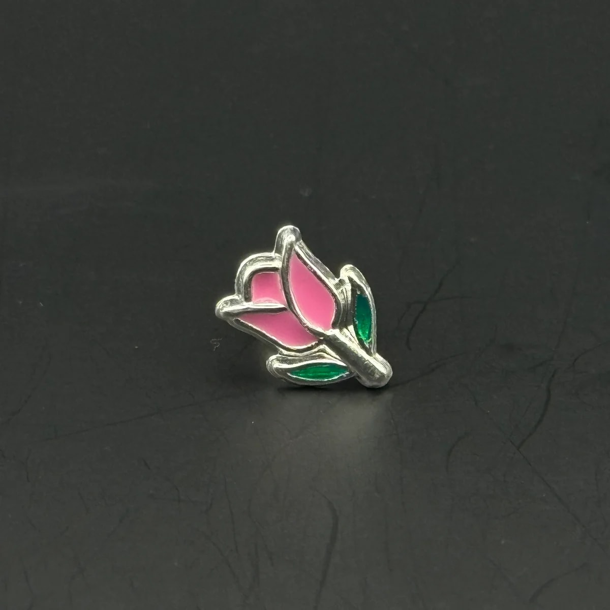 Broquel Tulipan esmantado de plata .925