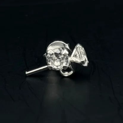 Broquel Zirconia blanca circula 4mm de plata .925