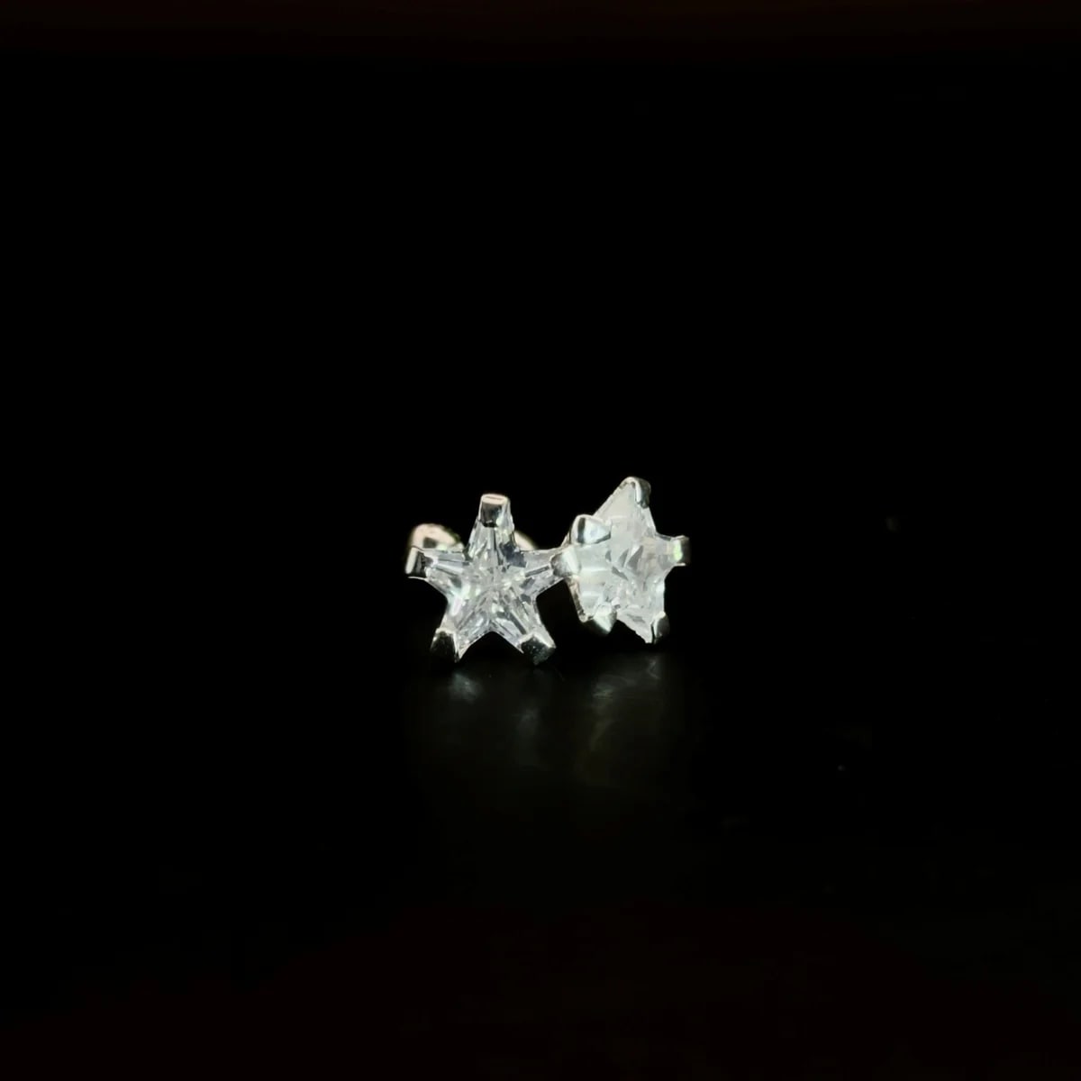 Broquel Zirconia blanca de estrella 6mm de plata .925
