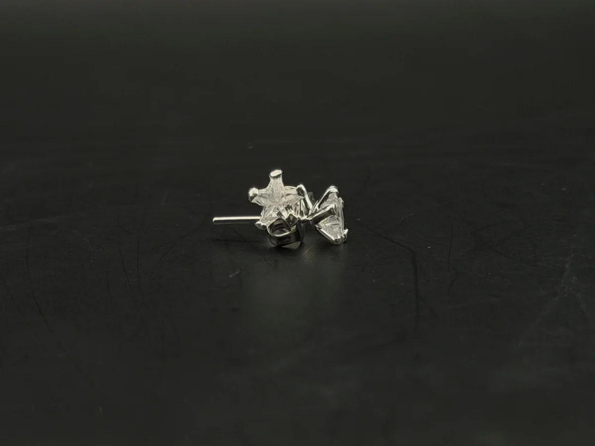 Broquel Zirconia blanca de estrella 5mm de plata .925