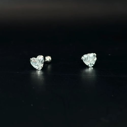 Broquel Zirconia blanca corazon 5mm de plata .925