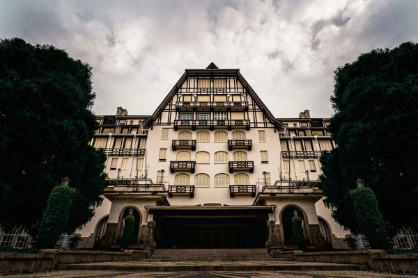 Petropolis eSIM illustration