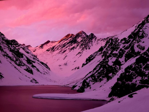Los Andes eSIM illustration