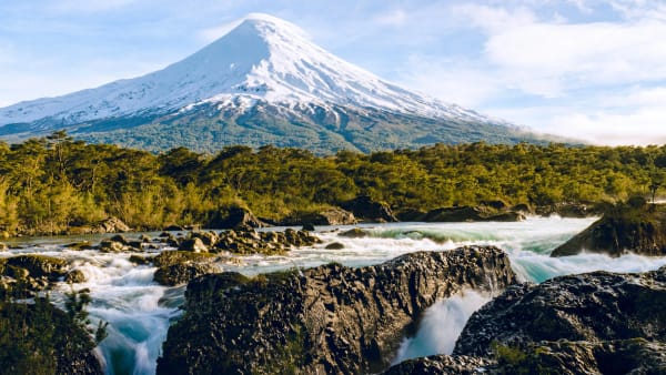 Puerto Varas eSIM illustration