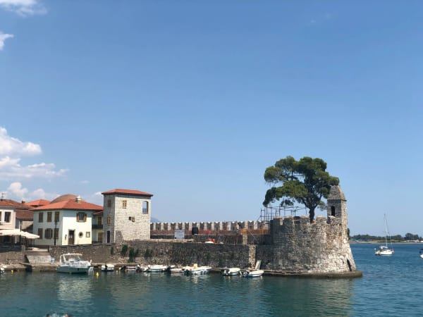 Nafpaktos eSIM illustration