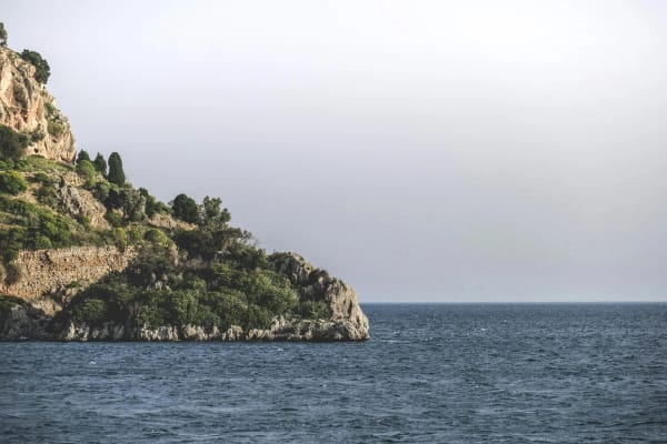 Nea Makri eSIM illustration
