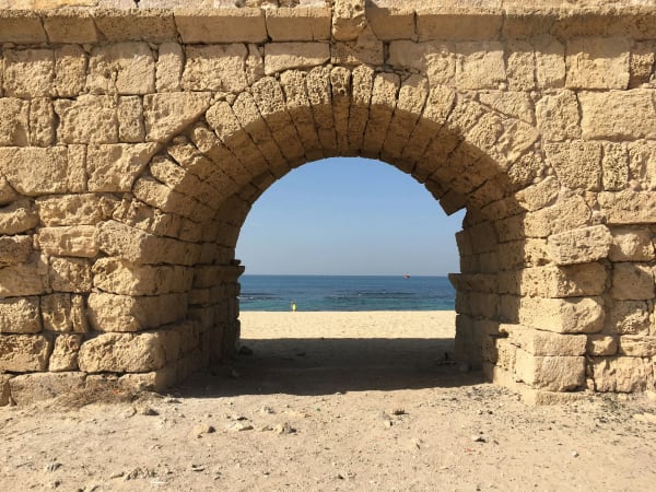 Caesarea eSIM illustration