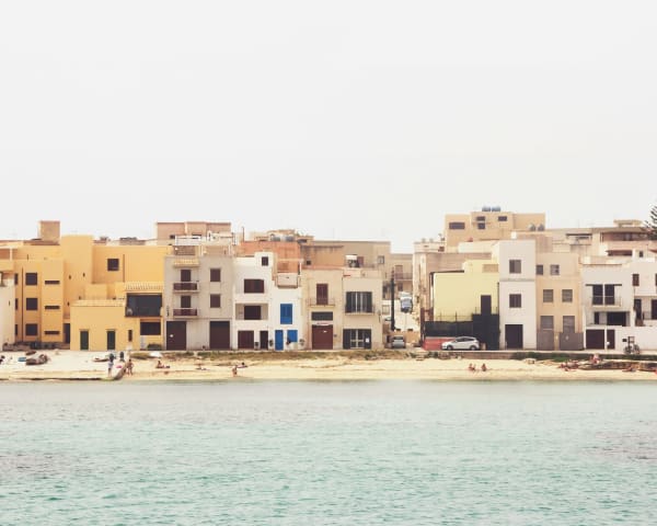 Sicily eSIM illustration