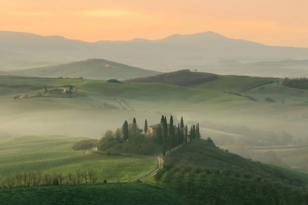 Tuscany eSIM illustration