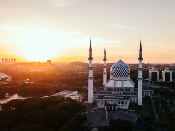Shah Alam eSIM illustration