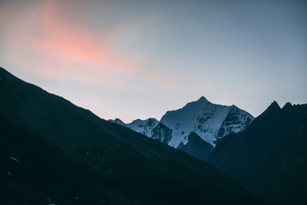 Langtang eSIM illustration