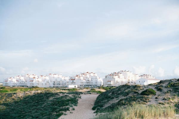 Peniche eSIM illustration