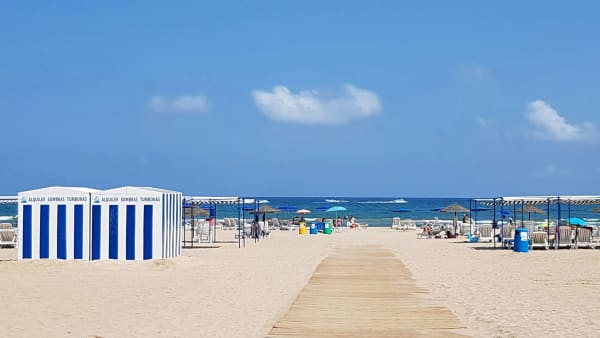 Gandia eSIM illustration