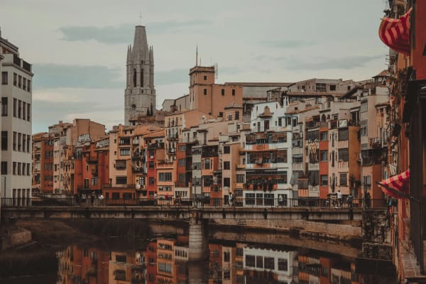 Girona eSIM illustration