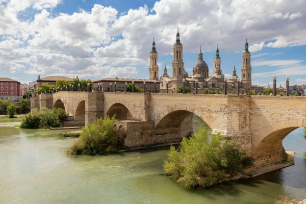 Zaragoza eSIM illustration