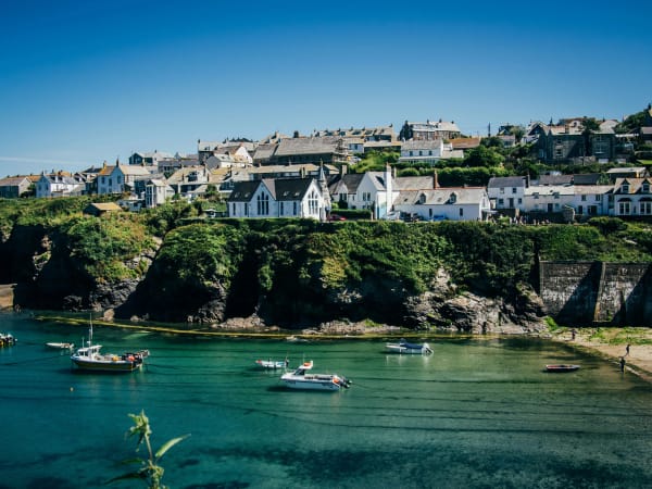Cornwall eSIM illustration