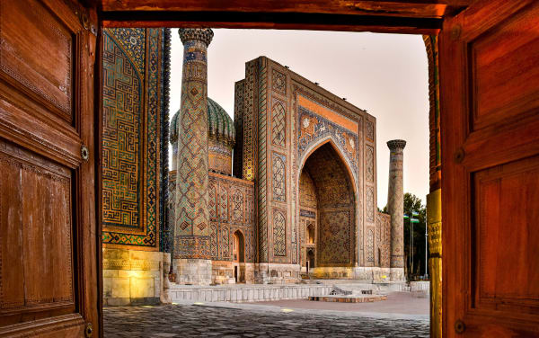 Samarkand eSIM illustration